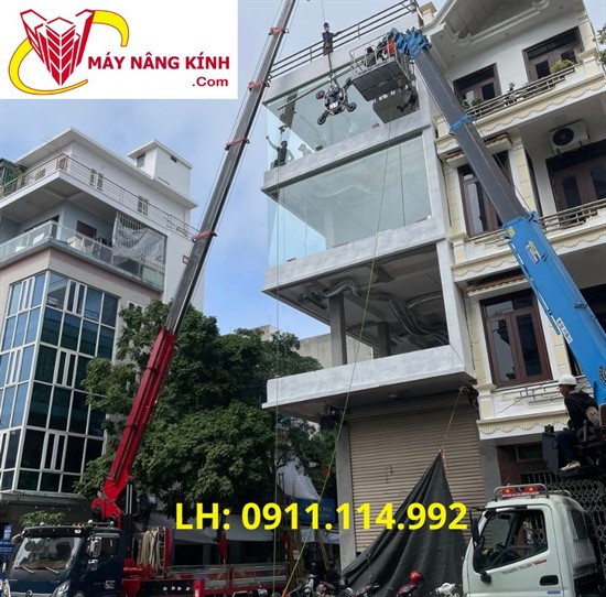 Cho Thuê Máy Nâng Kính Sài Gòn – Nâng Nhẹ Tênh, An Toàn Tuyệt Đối!
